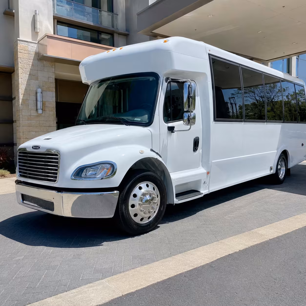 15 passenger minibus