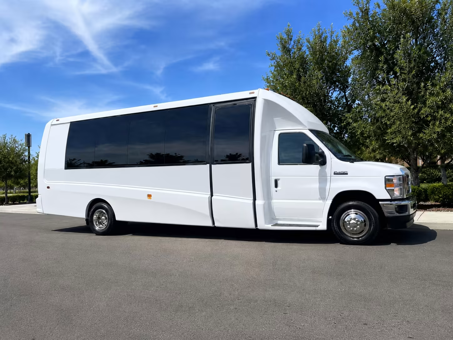 18 passenger minibus