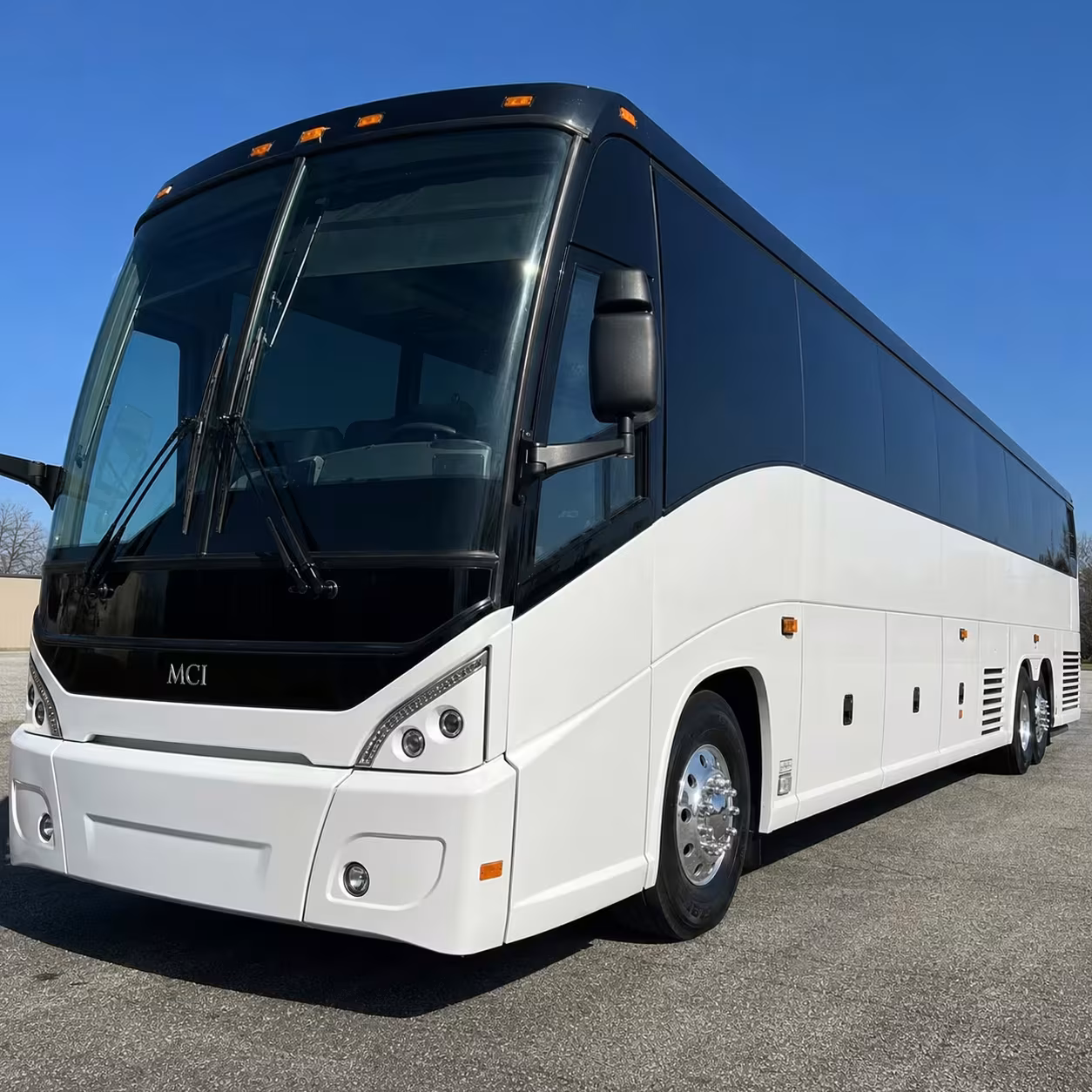 anaheim bus rentals between theme parks and the airport