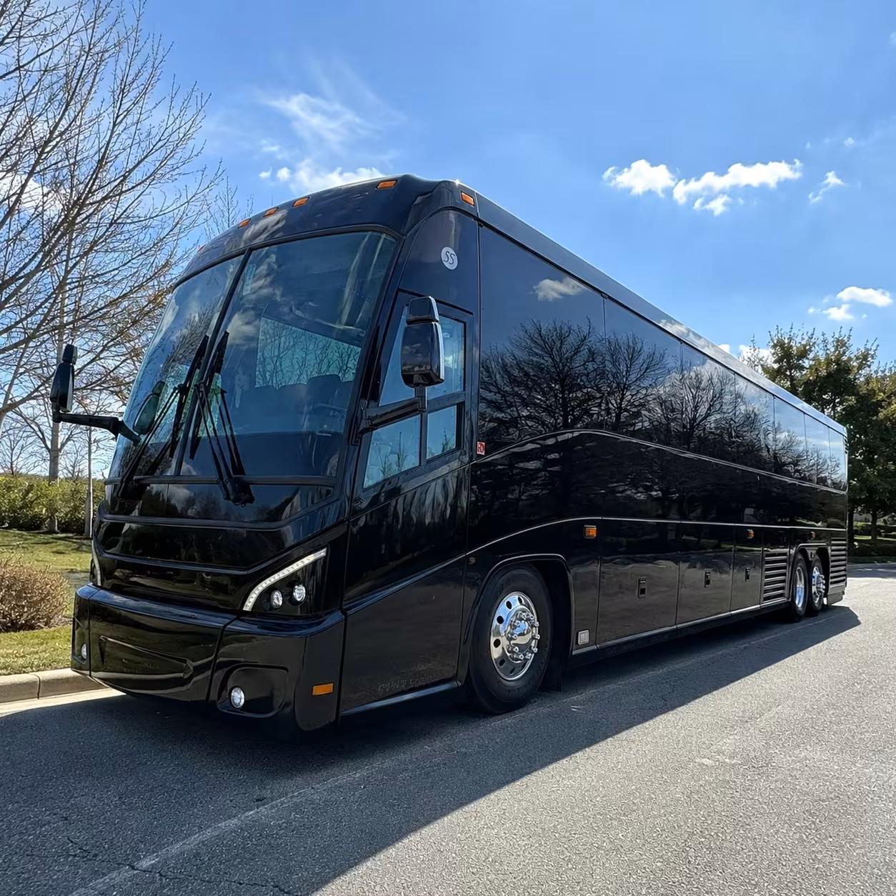 anaheim charter buses to national parks and college campuses