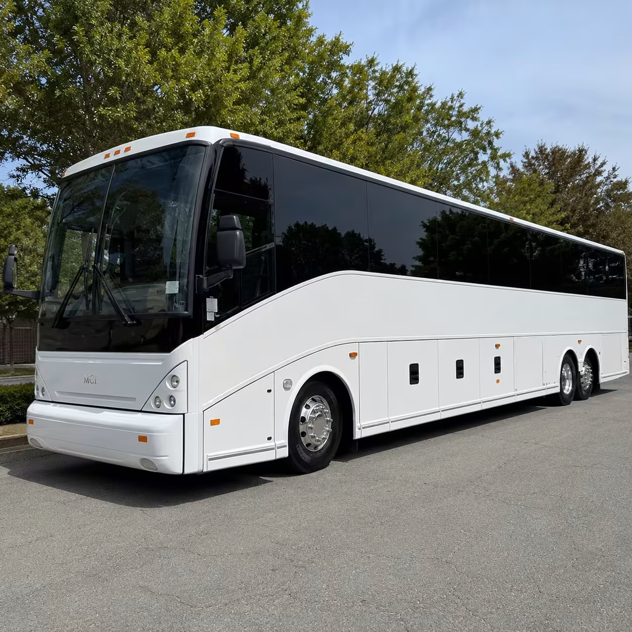 anaheim commuter bus rentals for the 5 91 and 57 freeways