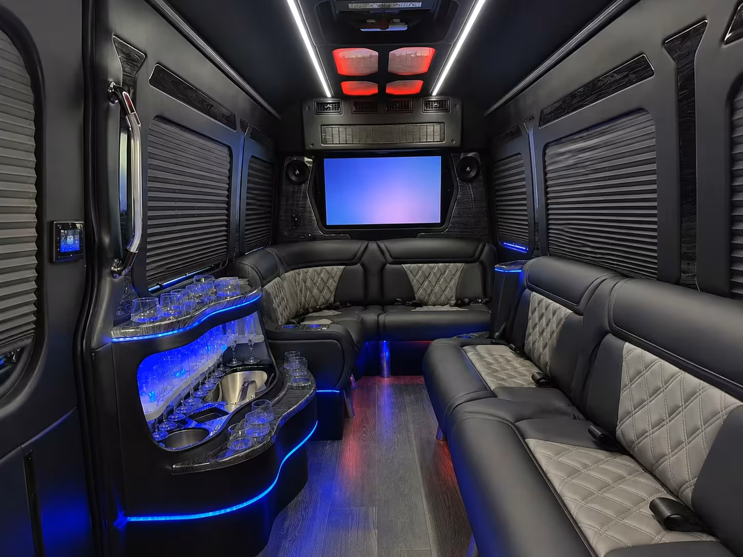 pre prom dinner and venue shuttles around anaheim